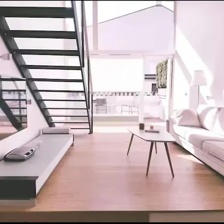 Northern Style Loft In The Heart Of The Апартаменты